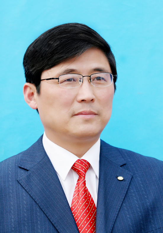 王立新 主任 副主任医师 副教授   职称: 副主任医师,副教授