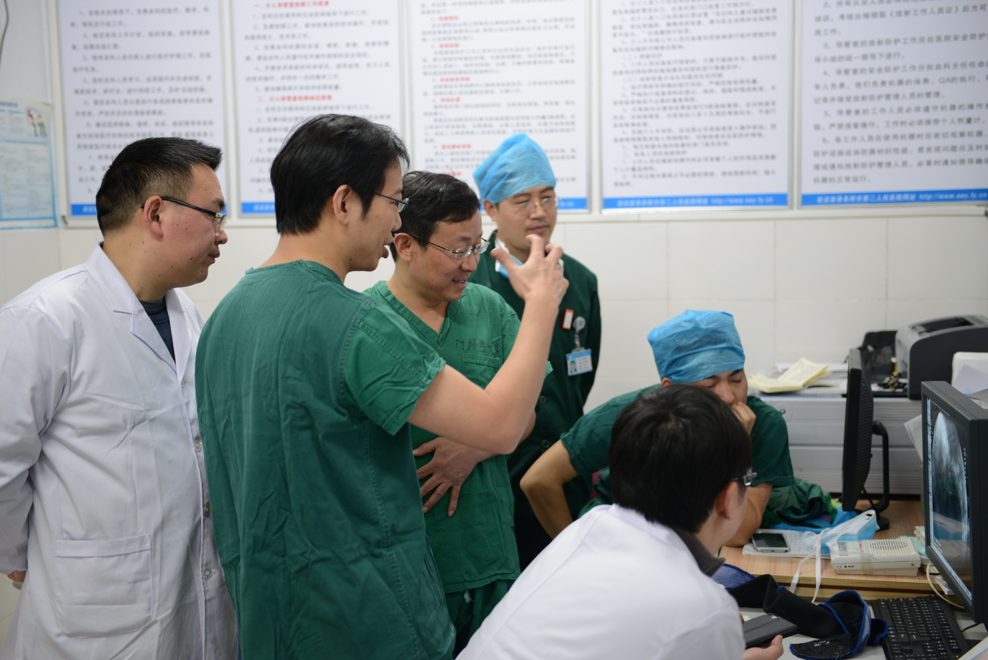 台湾亚东纪念医院许荣城医师到阜阳市二院开展海峡两岸医学交流